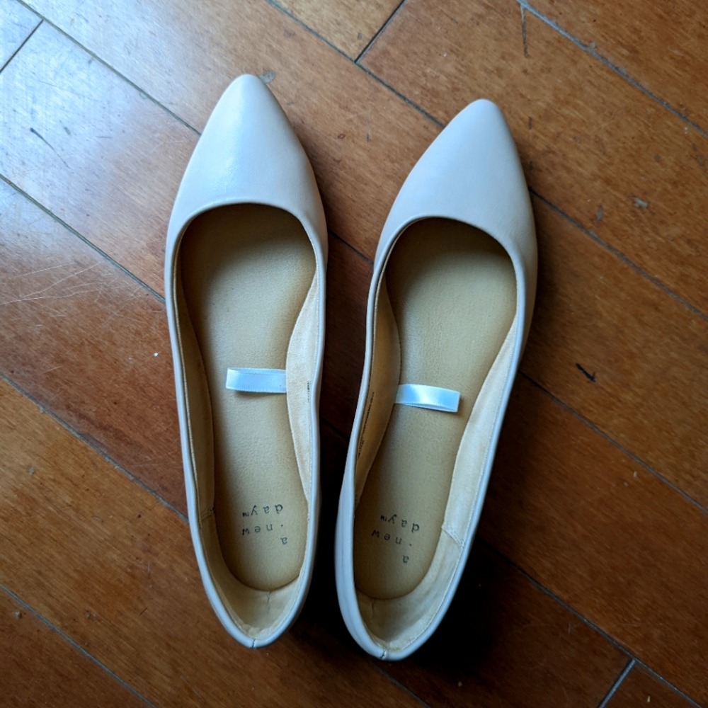 Target A New Day beige pointed flats